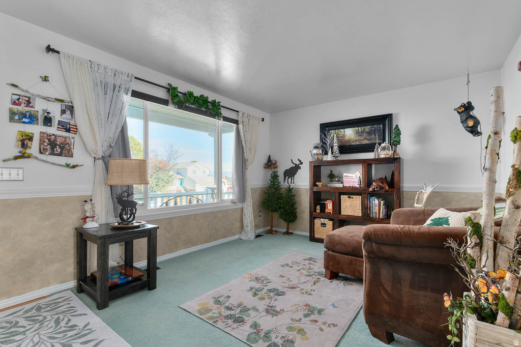 5339 WEST LEGACY HILL DR West Jordan, UT 84081