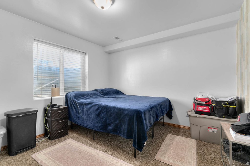 5339 WEST LEGACY HILL DR West Jordan, UT 84081