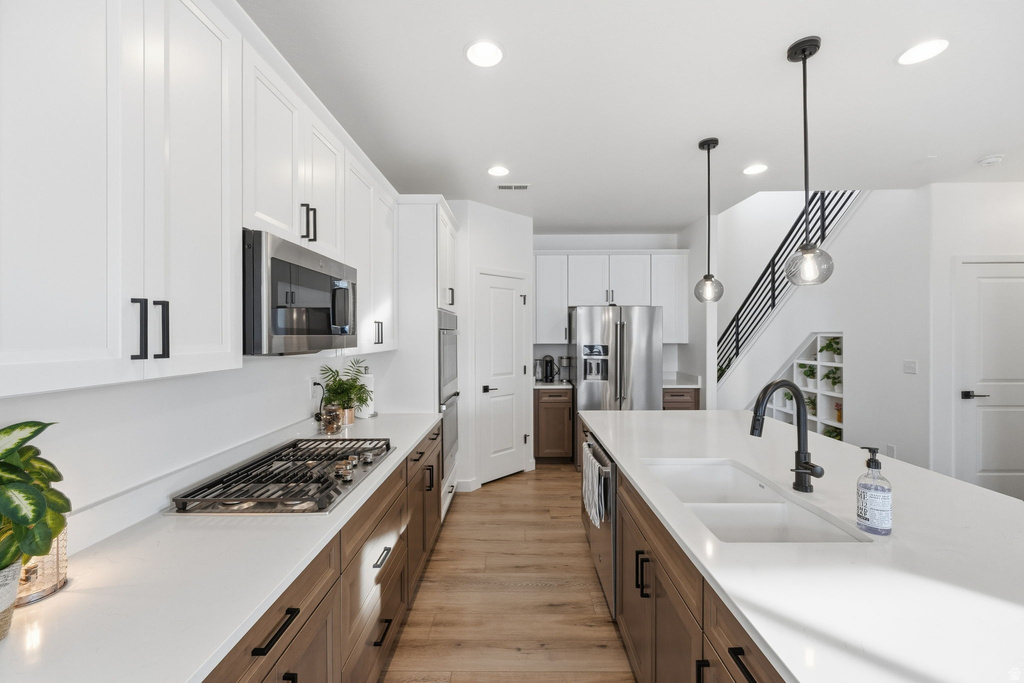 2978 S 2600 W Syracuse, UT 84075