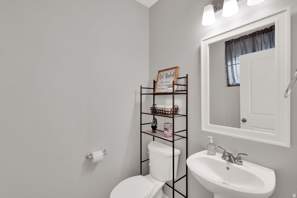 322 S BUCKHORN BATH AVE Saratoga Springs, UT 84045