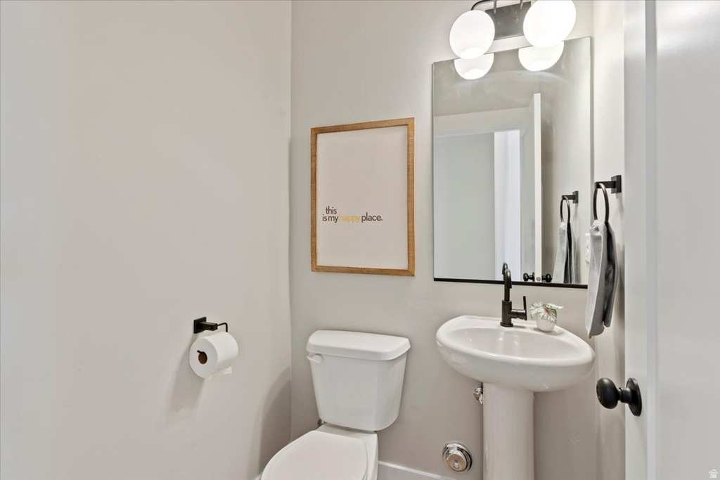 3062 W SOLACE ST Syracuse, UT 84075