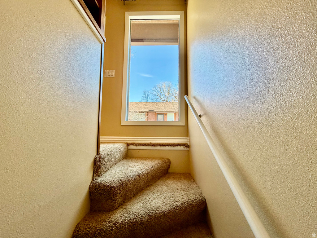 55 HERITAGE CV Logan, UT 84321