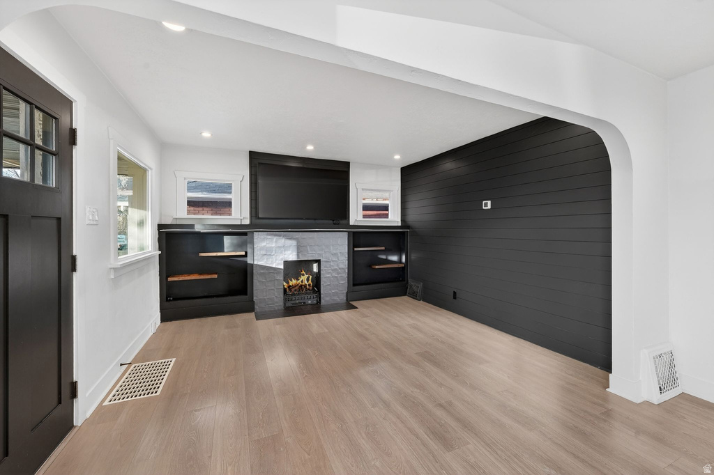 2347 S GREEN ST Salt Lake City, UT 84106