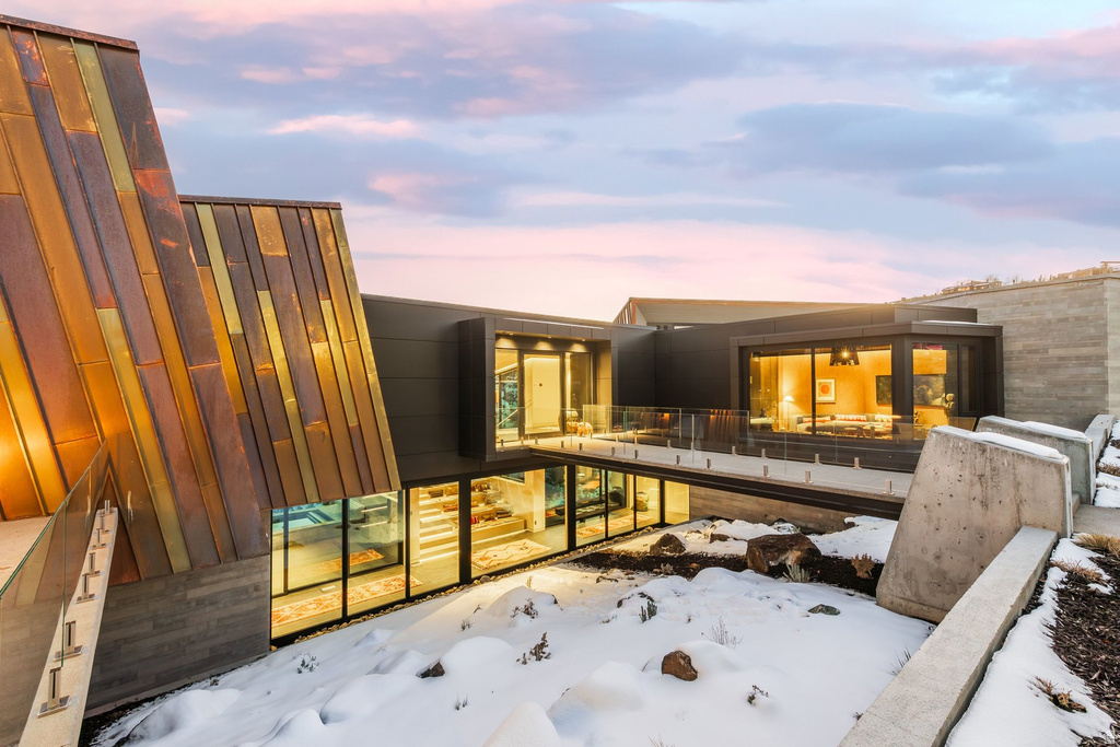 4028 E OUTCROP RD Park City, UT 84098