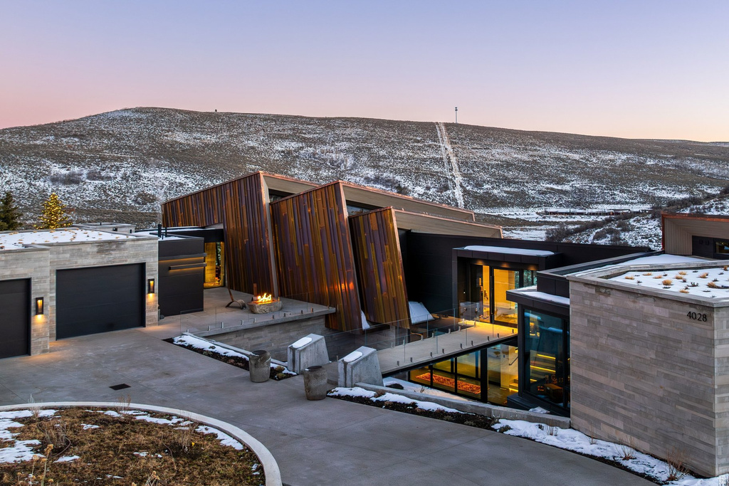 4028 E OUTCROP RD Park City, UT 84098