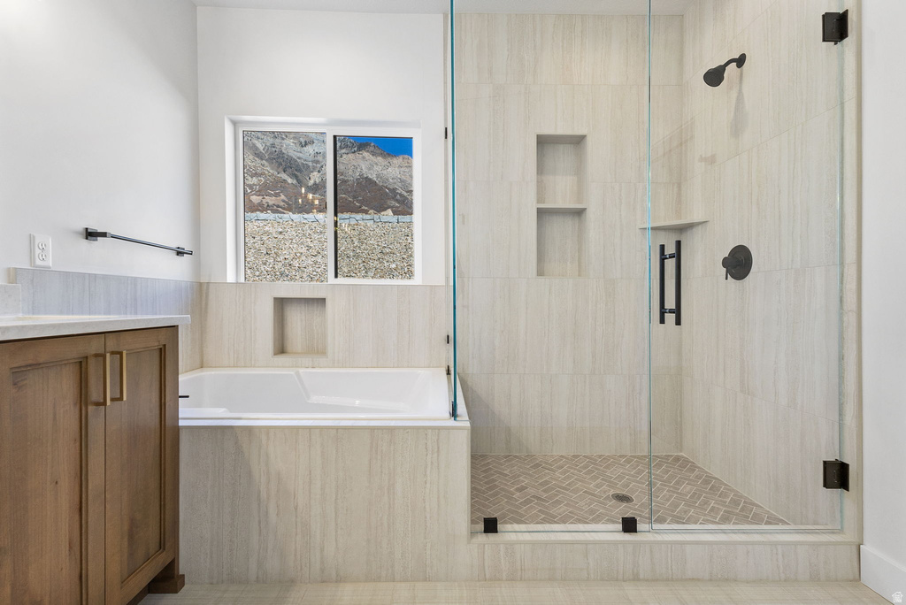 638 E MOUNTAIN RD North Ogden, UT 84414