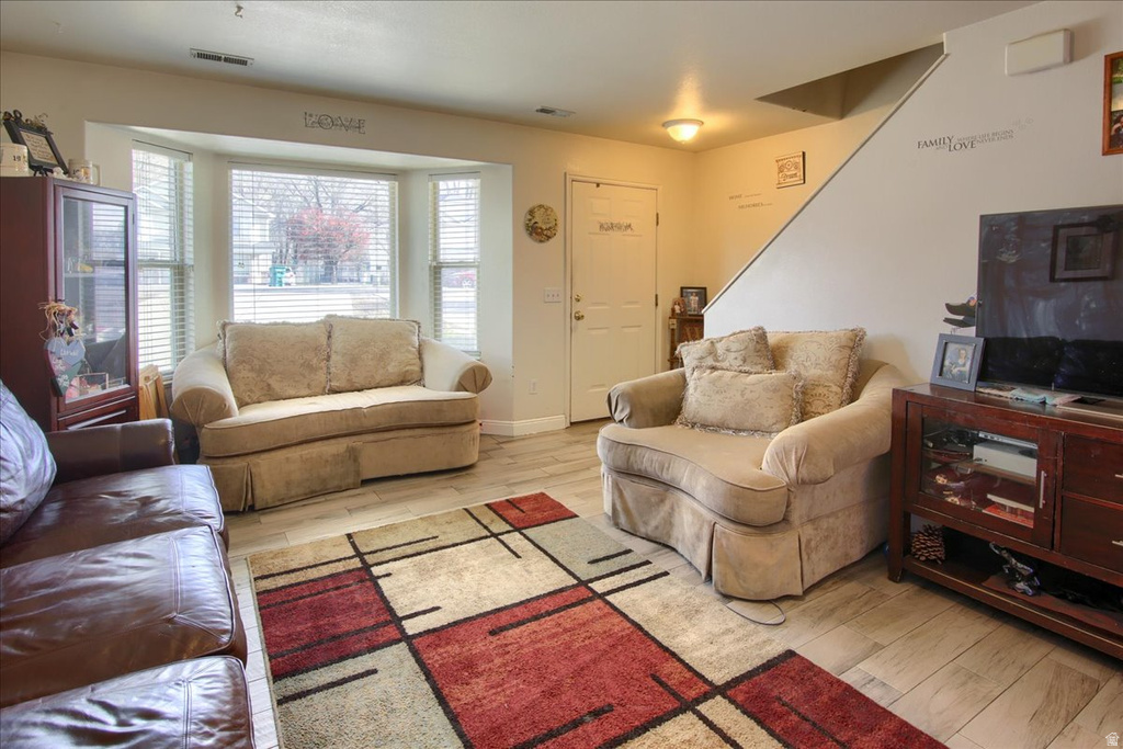 143 N PINGREE AVE Ogden, UT 84404