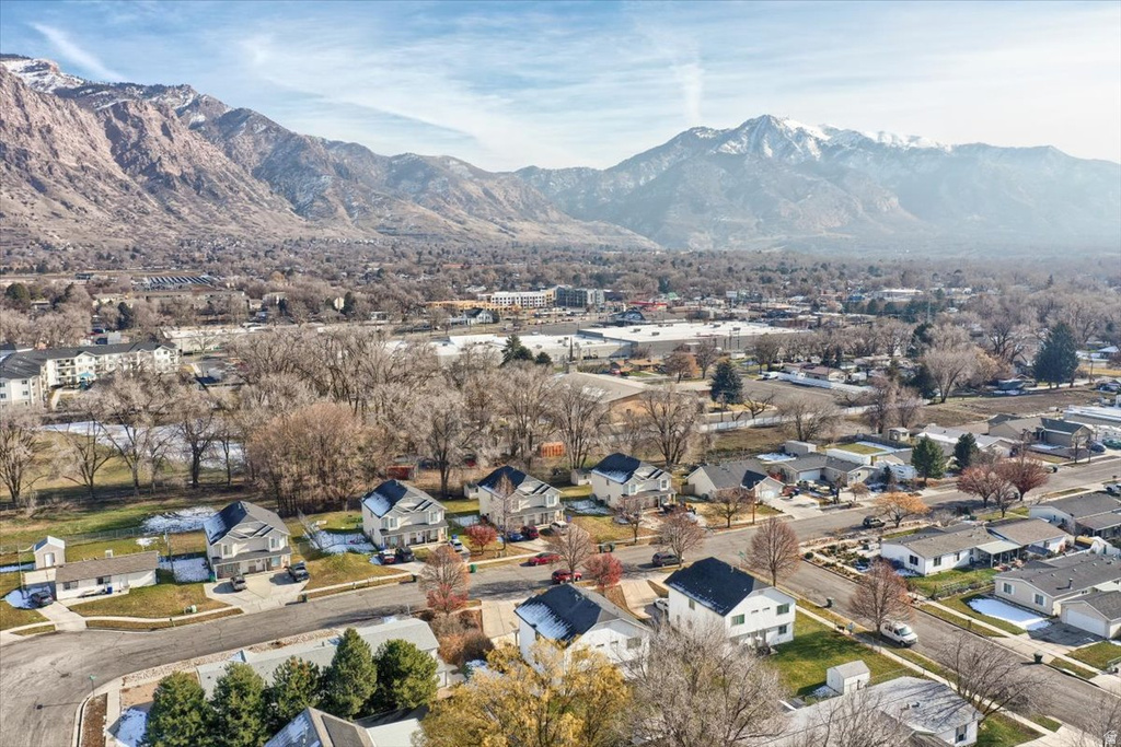 143 N PINGREE AVE Ogden, UT 84404