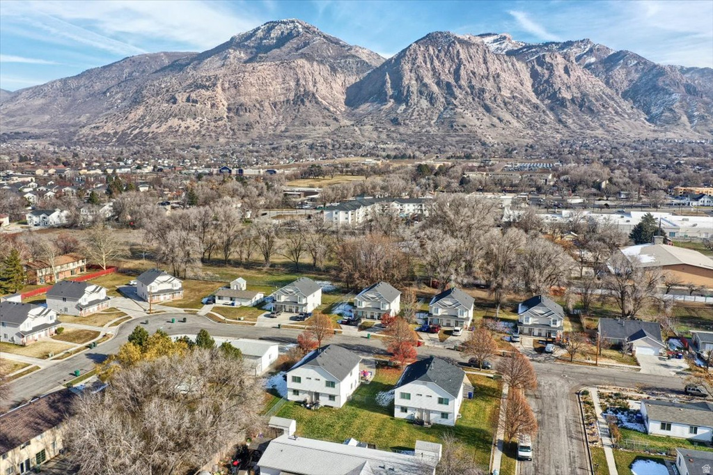 143 N PINGREE AVE Ogden, UT 84404