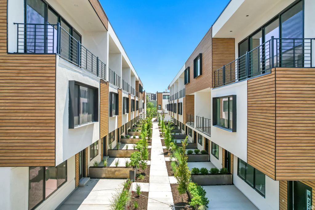 4186 S MAIN ST #L306 Millcreek, UT 84107