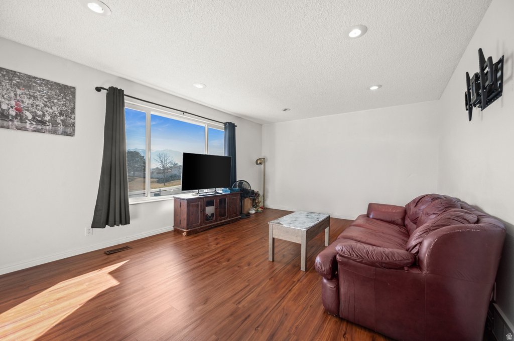 6468 S KENTUCKY DR West Jordan, UT 84084