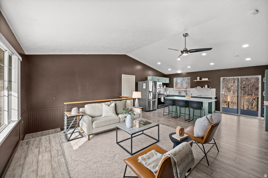 4749 S DYMOCK CIR Taylorsville, UT 84129