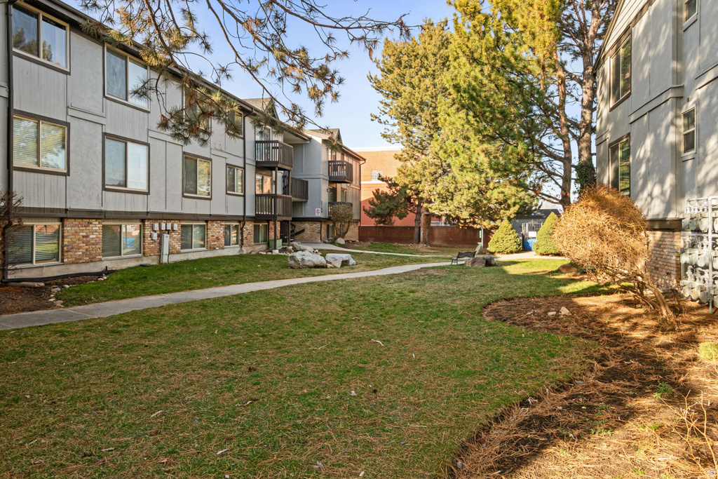 5770 S 900 E #3 Murray, UT 84121