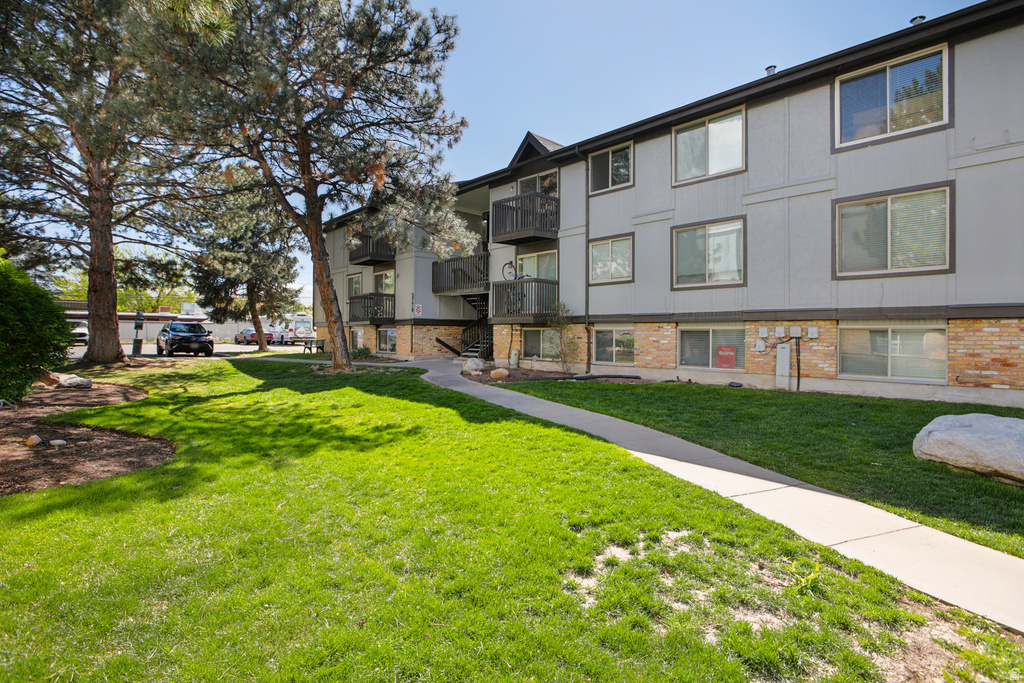 5770 S 900 E #3 Murray, UT 84121