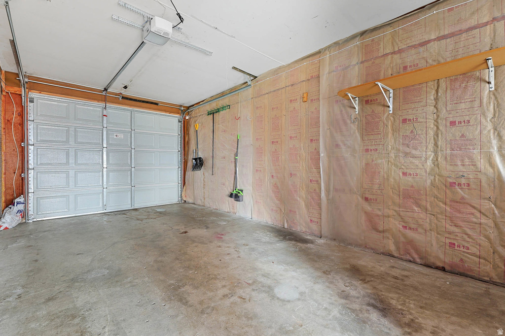 4331 W SUN DR Kearns, UT 84118