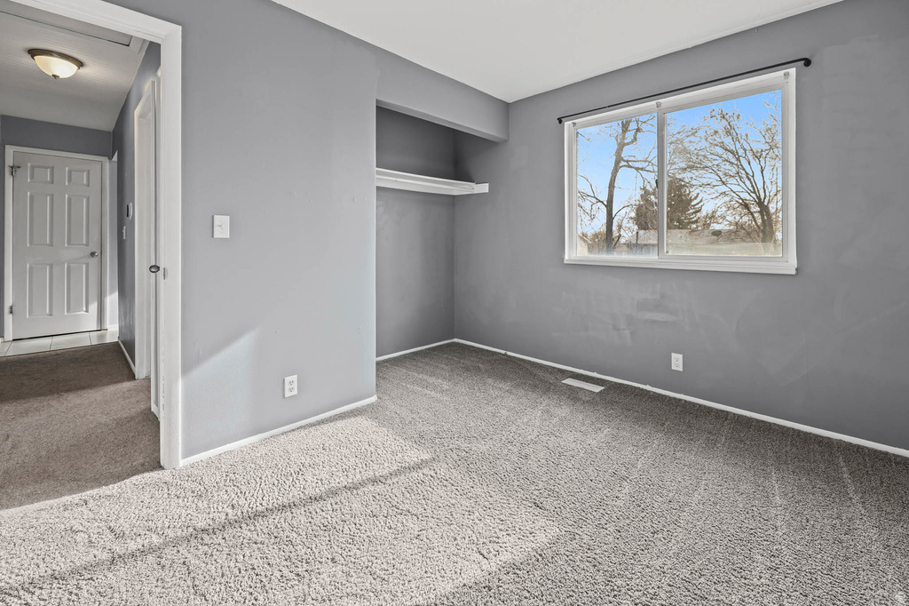 4331 W SUN DR Kearns, UT 84118