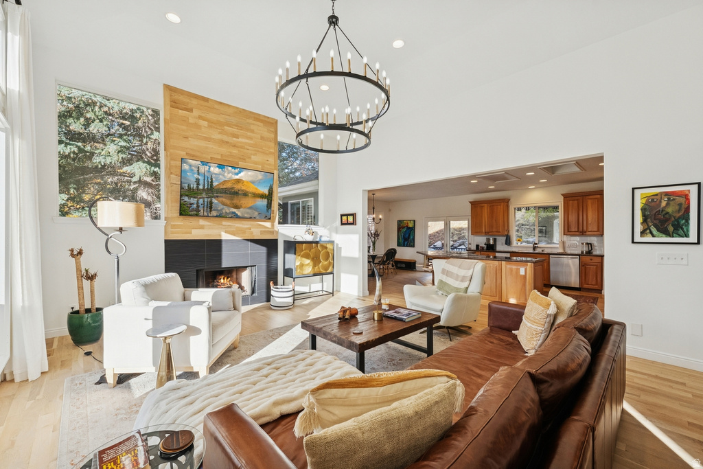 5475 E PIONEER FORK ROAD RD Salt Lake City, UT 84108