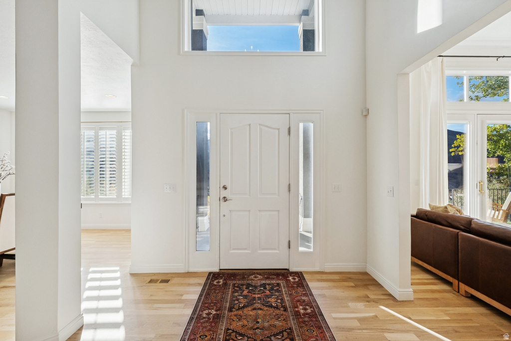 5475 E PIONEER FORK ROAD RD Salt Lake City, UT 84108