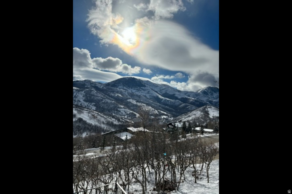 5475 E PIONEER FORK ROAD RD Salt Lake City, UT 84108