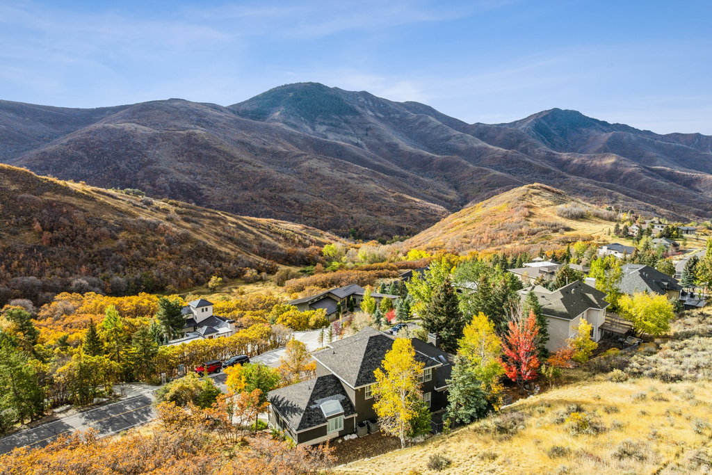 5475 E PIONEER FORK ROAD RD Salt Lake City, UT 84108