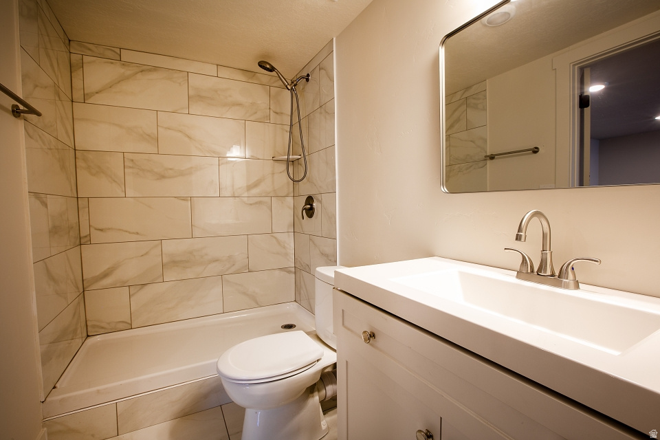 535 S POST ST Salt Lake City, UT 84104