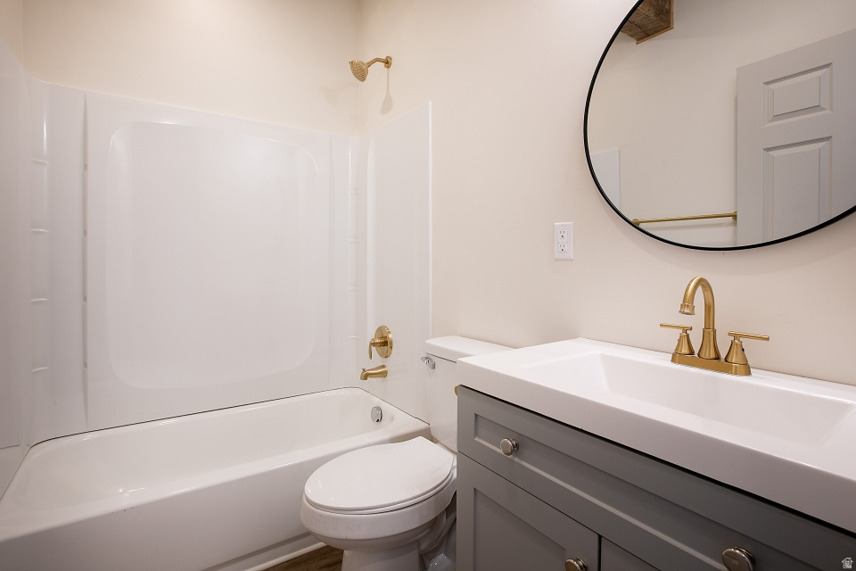 535 S POST ST Salt Lake City, UT 84104