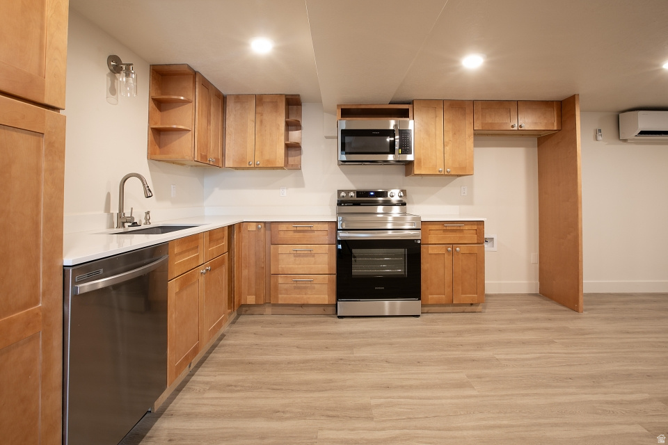 535 S POST ST Salt Lake City, UT 84104