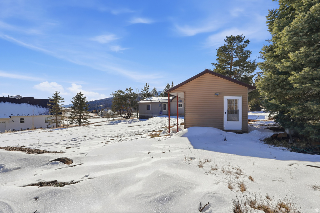 6124 N 2250 E Liberty, UT 84310