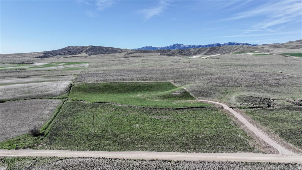 7605 W BLACK CANYON RD Weston, ID 83286