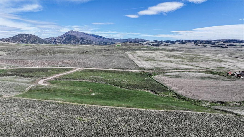 7605 W BLACK CANYON RD Weston, ID 83286
