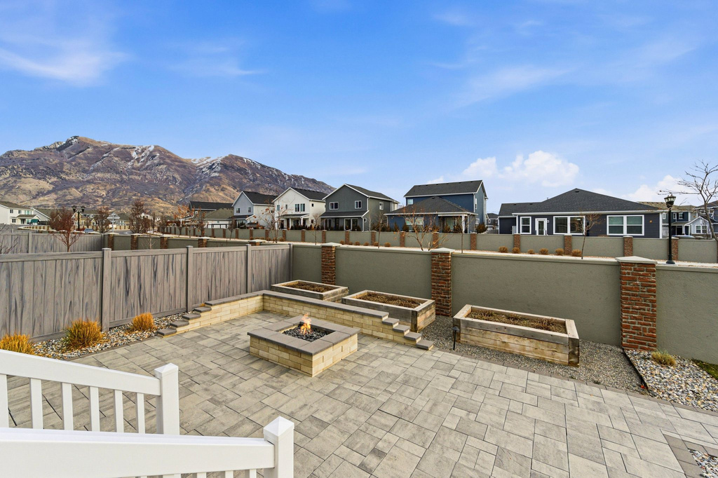 5061 W EVERGREEN LN Highland, UT 84003