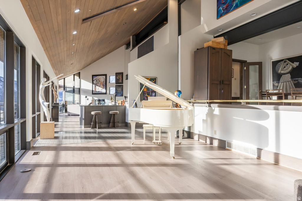 1360 GOLDEN WAY #92 Park City, UT 84060