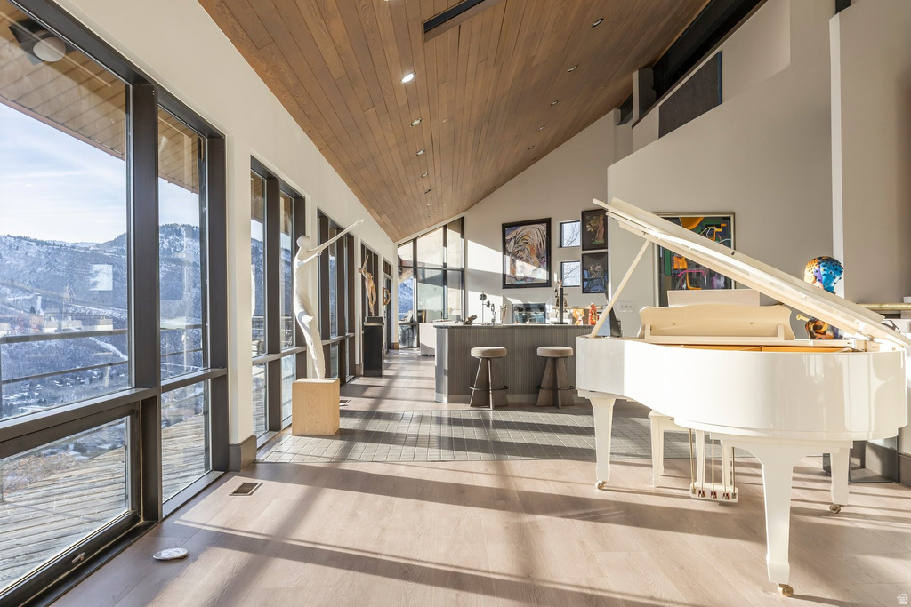 1360 GOLDEN WAY #92 Park City, UT 84060