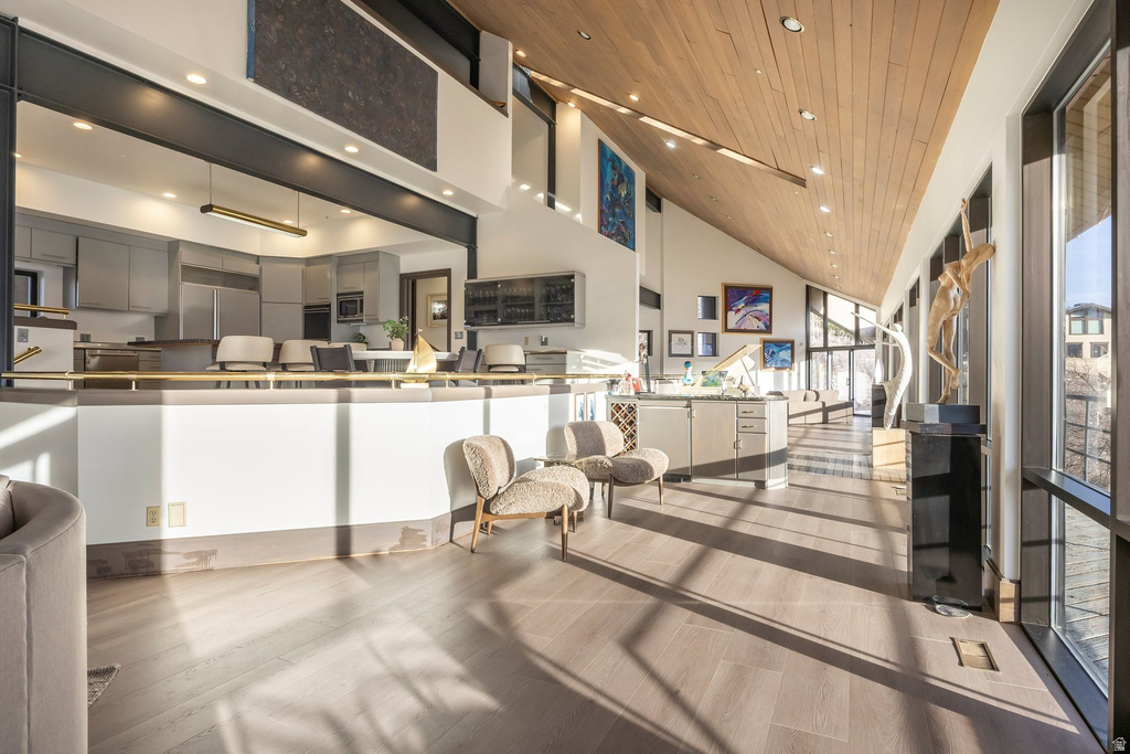 1360 GOLDEN WAY #92 Park City, UT 84060