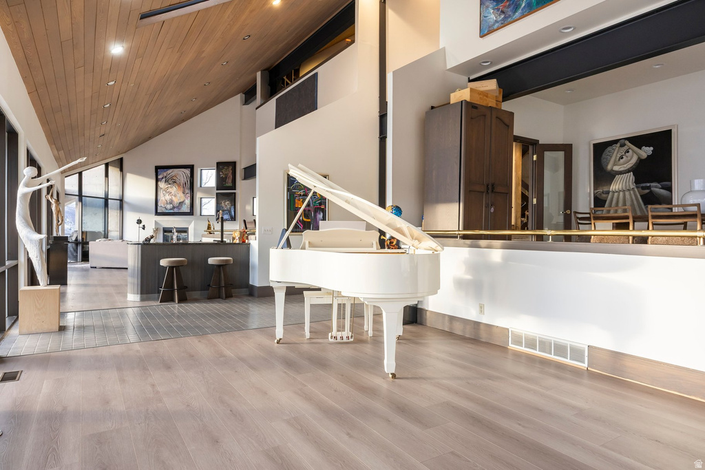 1360 GOLDEN WAY #92 Park City, UT 84060