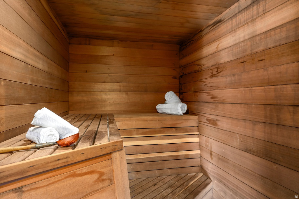 1360 GOLDEN WAY #92 Park City, UT 84060