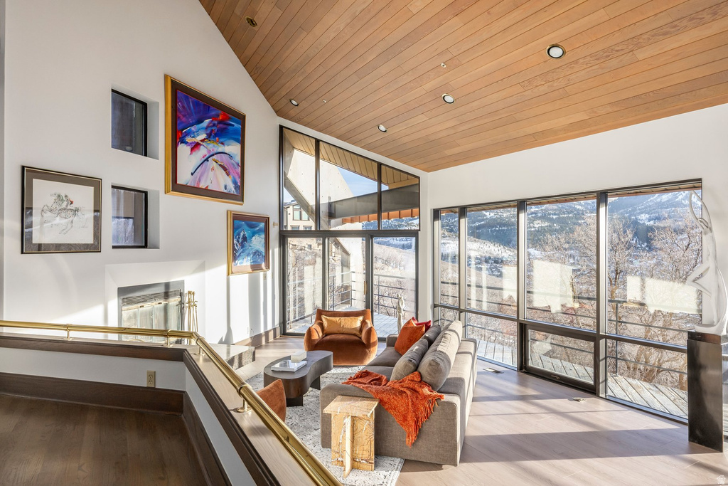 1360 GOLDEN WAY #92 Park City, UT 84060