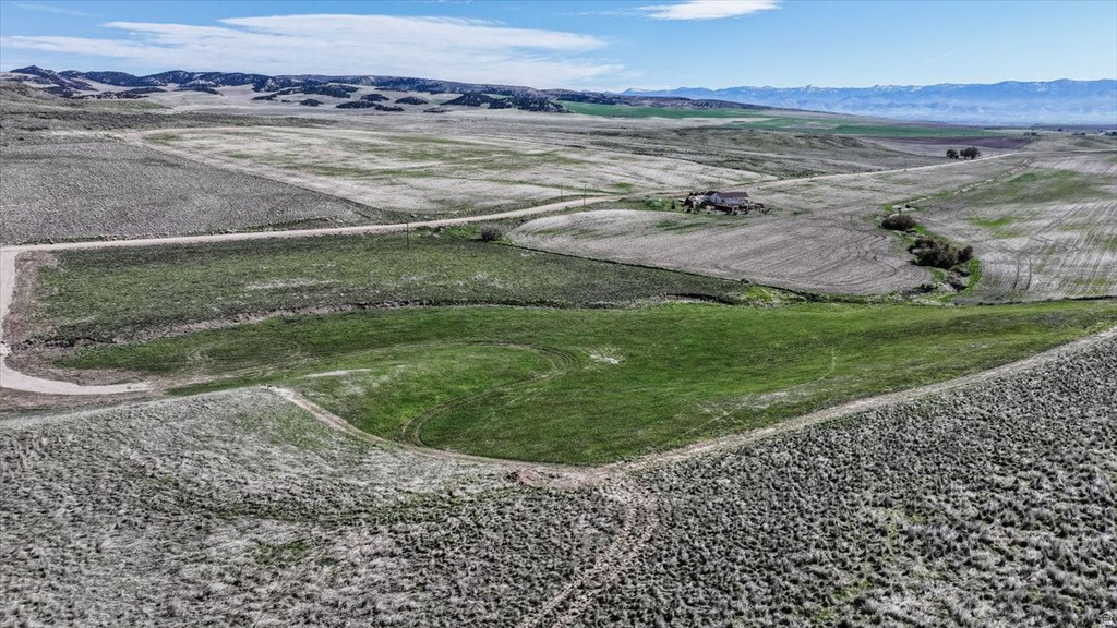 7925 W BLACK CANYON RD Weston, ID 83286