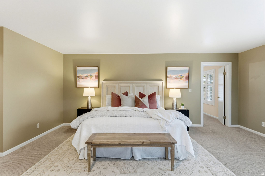 2370 E LYNWOOD DR Salt Lake City, UT 84109