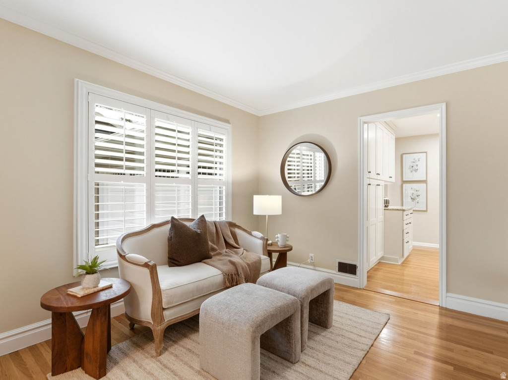 2370 E LYNWOOD DR Salt Lake City, UT 84109