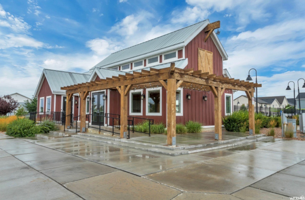 67 E LEGACY PKWY Saratoga Springs, UT 84045