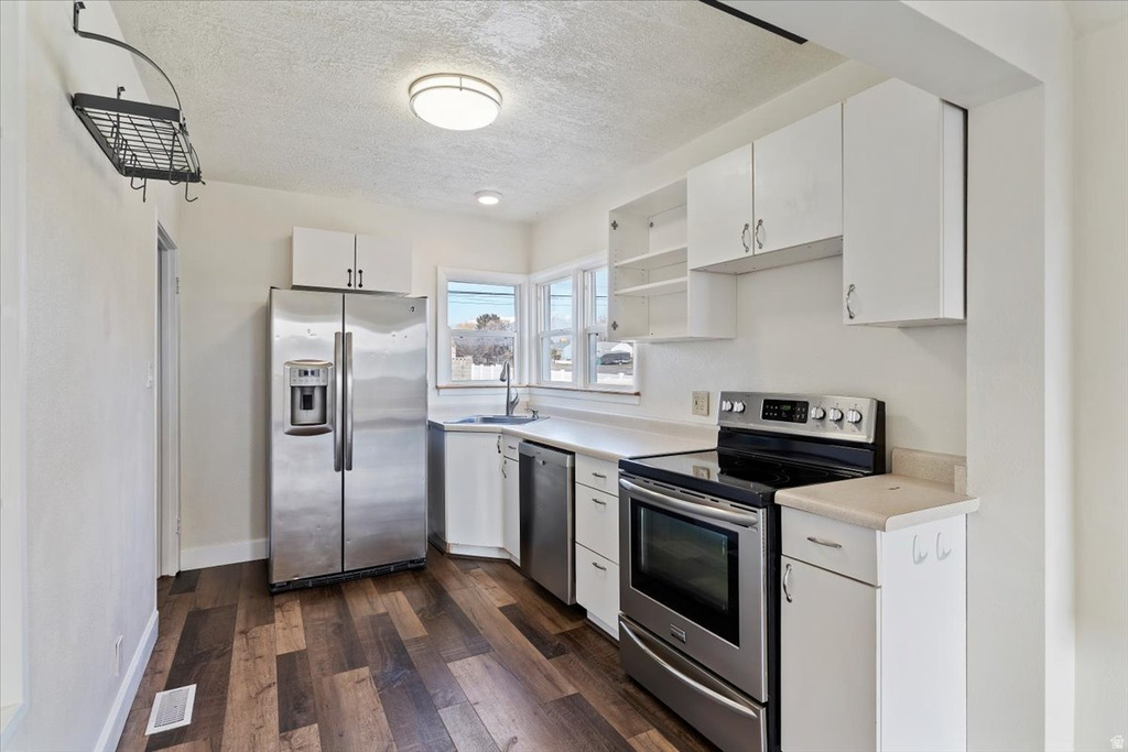 9 COLONIAL Layton, UT 84041