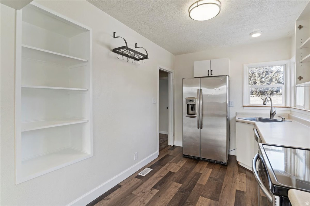 9 COLONIAL Layton, UT 84041