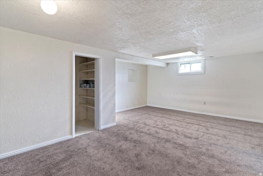 9 COLONIAL Layton, UT 84041