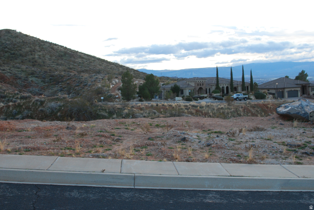 1362 E SILVER SHADOWS DR Washington, UT 84780