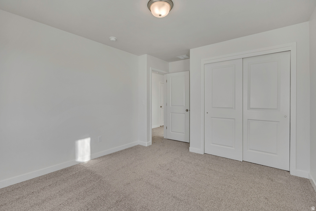 6888 S SURVEY PEAK LN #301 West Jordan, UT 84081