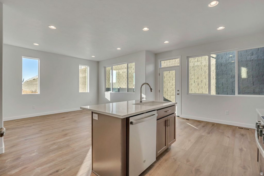 6888 S SURVEY PEAK LN #301 West Jordan, UT 84081