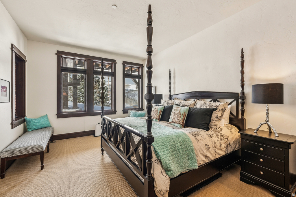 8895 EMPIRE CLUB DR Park City, UT 84060