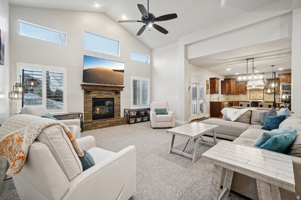 113 N VISTA DR Kaysville, UT 84037