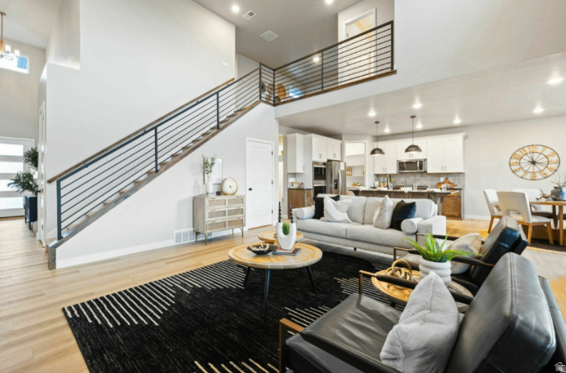 12842 S BIGWIG DR #208 Herriman, UT 84096